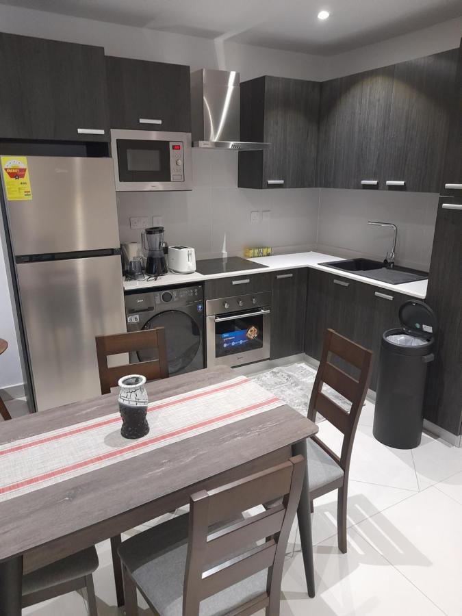 The Lennox D-Plus Apartments Accra Kültér fotó