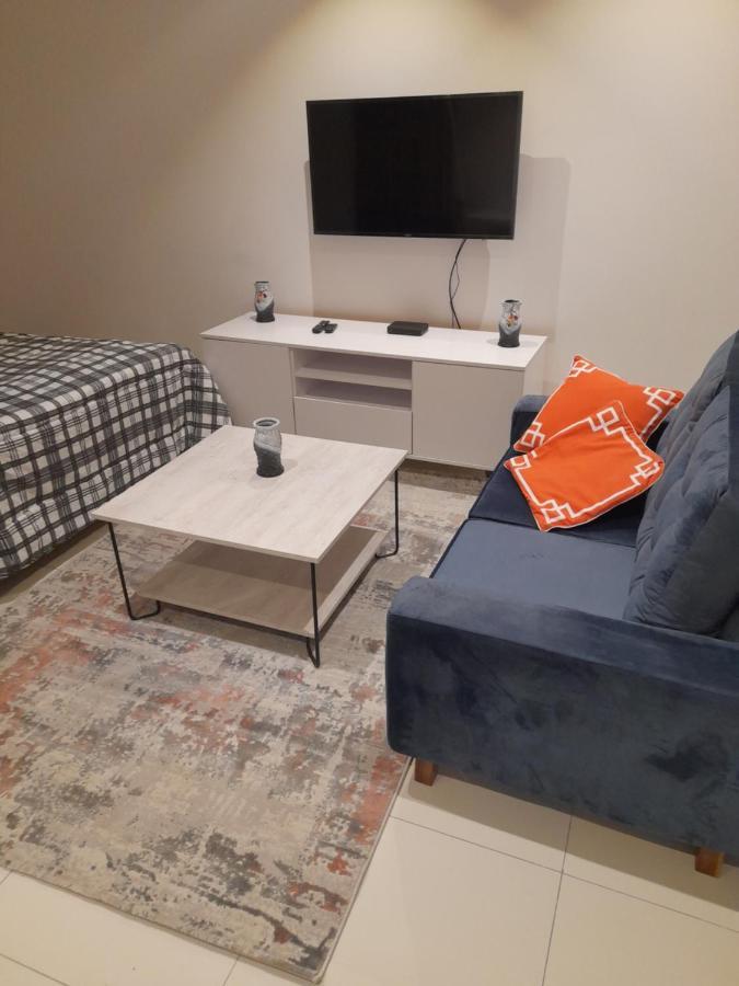 The Lennox D-Plus Apartments Accra Kültér fotó